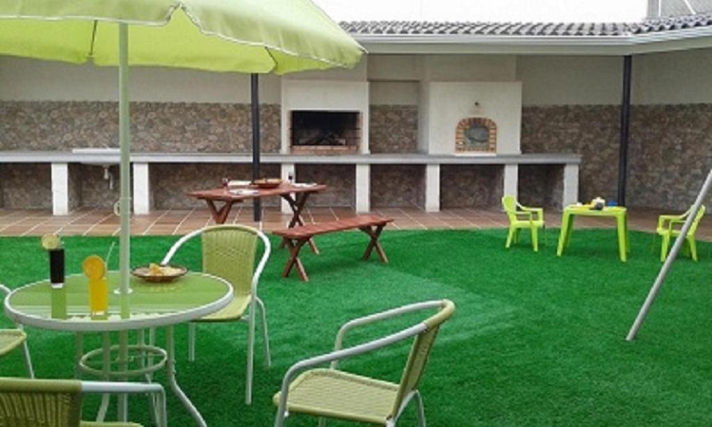 Zarza de Granadilla Apartment | Casa El lince de Granadilla AT-CC-00296, Norte provincia Cáceres, WIFI, Parque infantil, HIDROMASAJE, garaje, LAVAVAJILLAS
