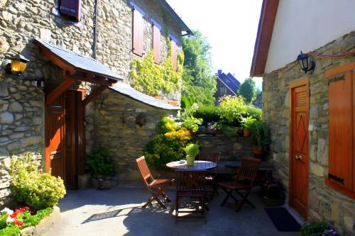 Garos House | Casa Es De Bernat 2