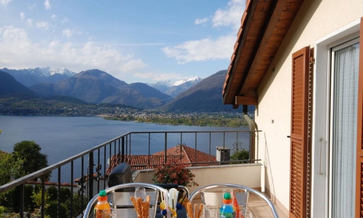 San Nazzaro Condo | Casa Esmeralda ALLEGRIA - 3-room apartment, approx. 55 m², balcony 12 m²