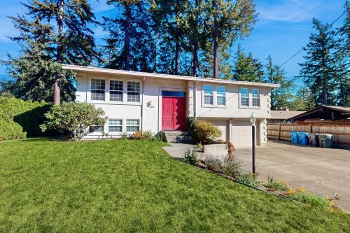 Lakewood House | Casa Esmeralda