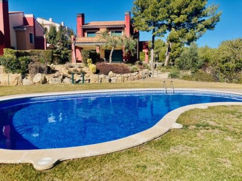 Bonmont Terres Noves House | Casa exclusiva Mont-roig con piscina común, aire acondicionado, parking - ES-9-171