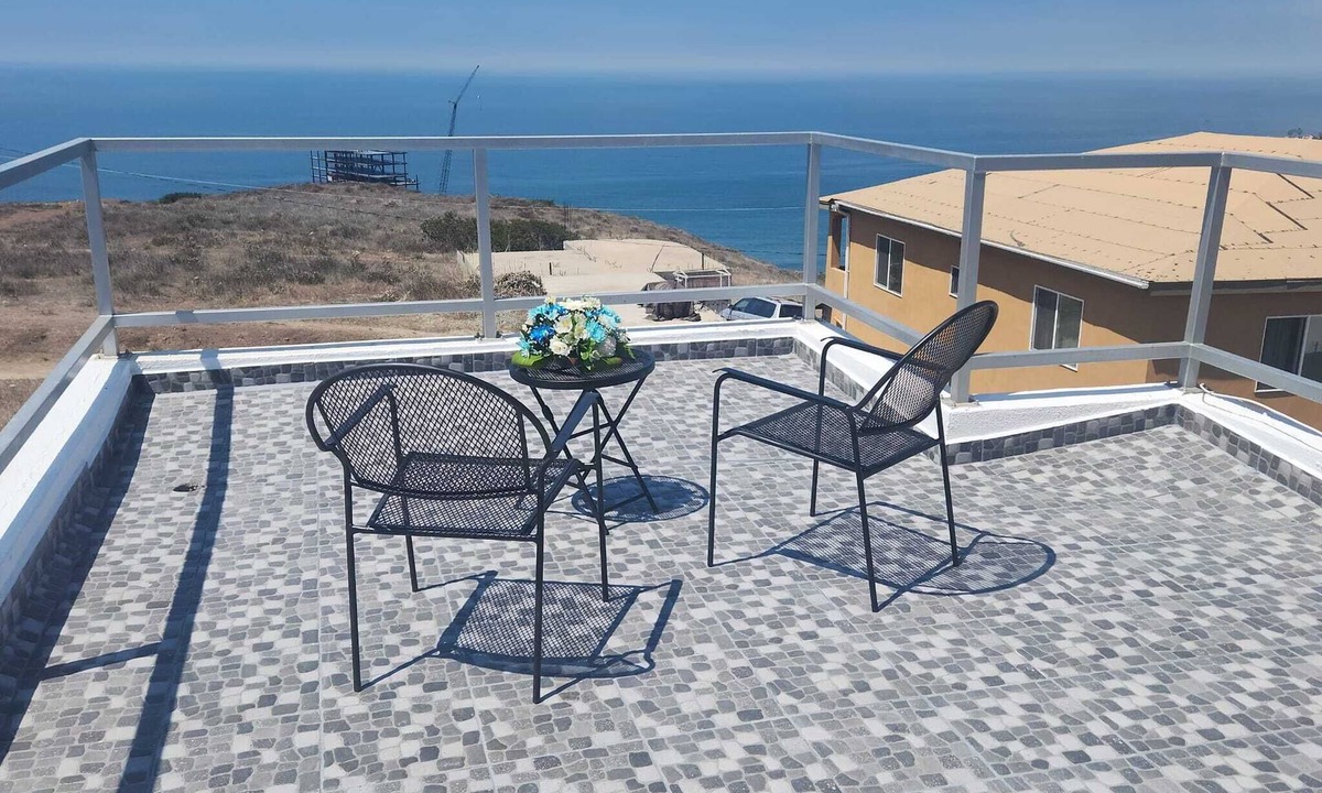 Rosarito Bed & Breakfast | Casa Grimaldo-Atlantic Room