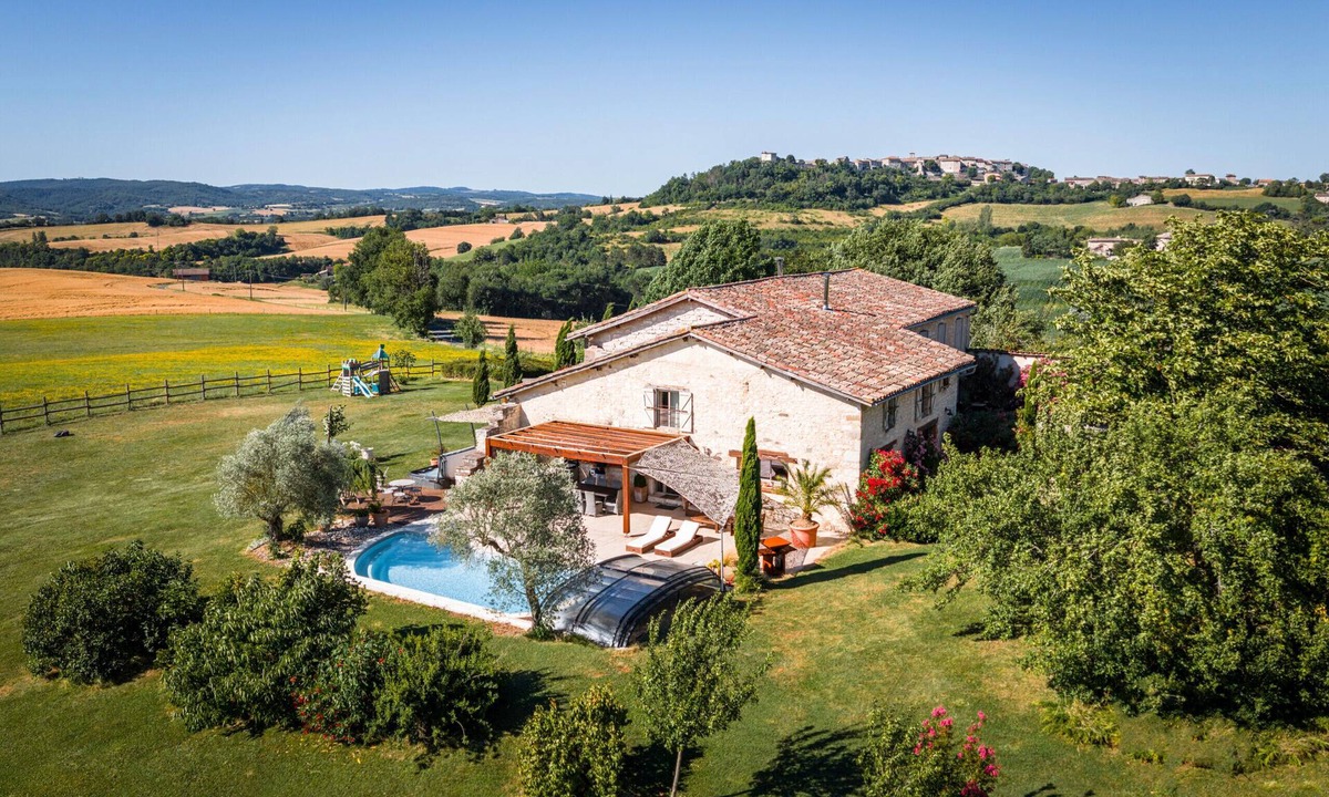 Castelnau-de-Montmiral Ski Chalet | Casa Guillarmou - Heated Pool & Spa - Splendid