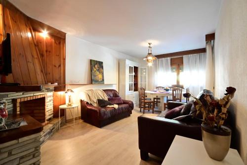 Esterri D'Aneu Apartment | Casa Guineu