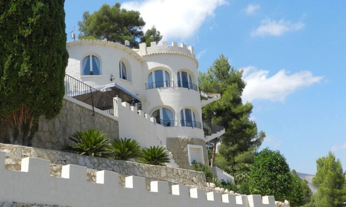 Calpe Ski Chalet | Casa Isabel para 8 Personas