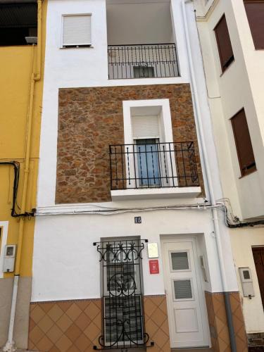 Cabanes House | Casa Juan