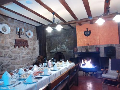 Sajazarra House | Casa junto a Haro y Miranda de Ebro con aire acondicionado wifi libre y barbacoa ,en un pueblo con encanto