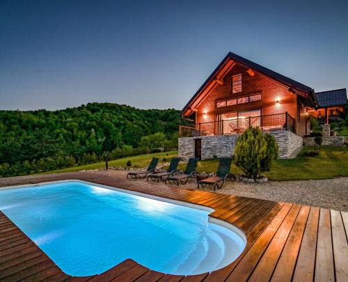Ogulin Villa | Casa Kapusta, Hidden gem in nature, Swimming poll, Jacuzzi, Fire Pit
