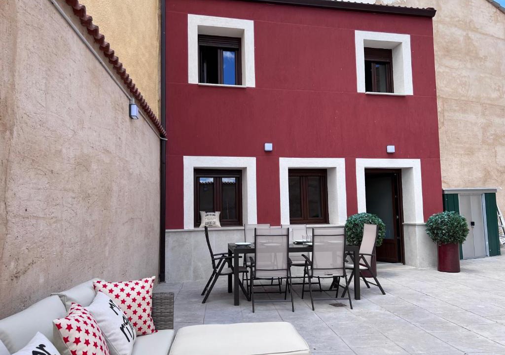 La Horra House | Casa La Cantina
