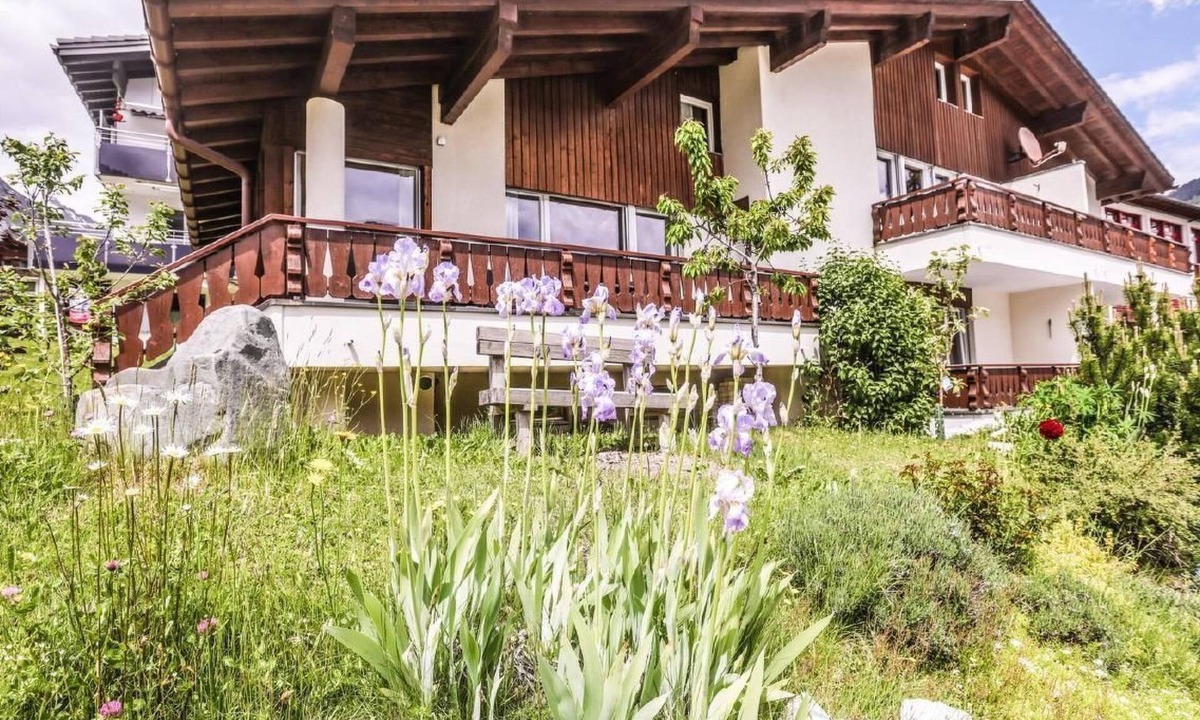 Sedrun Apartment | Casa La Roda Heidi by Interhome