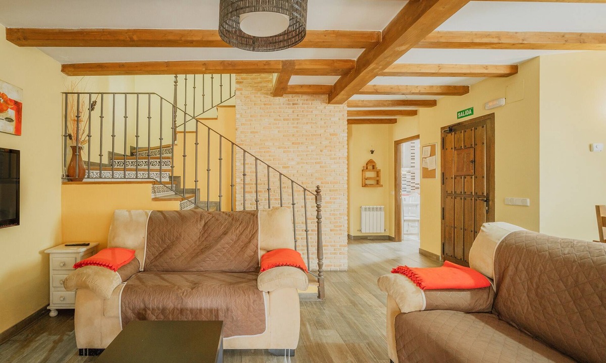 Ayllon House | Casa las Eras 3, Sierra de Ayllón – Rural Getaway with Private Parking