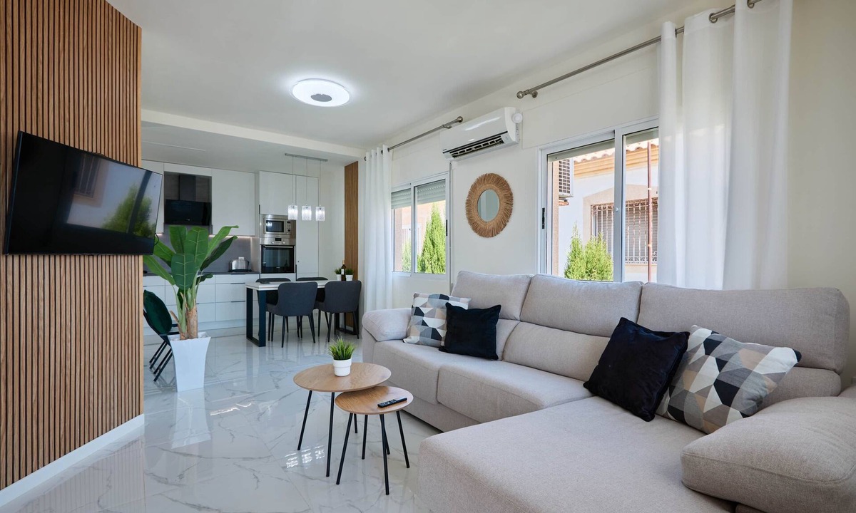 La Zenia Apartment | Casa Loresa Silver - by Welcomely
