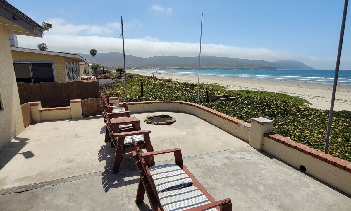 Lengueta Arenosa House | CASA MARBELLA 2BR/1BA Private Beach-Front Home