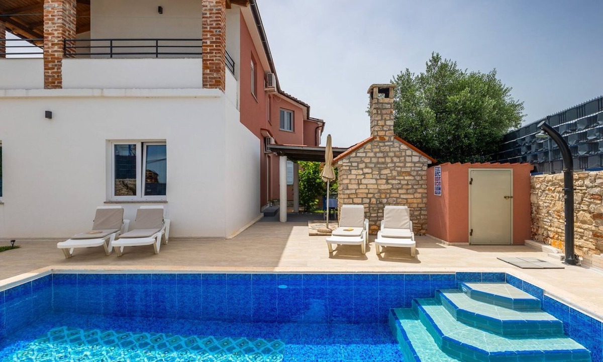 Sikici House | Casa Marlena by Interhome
