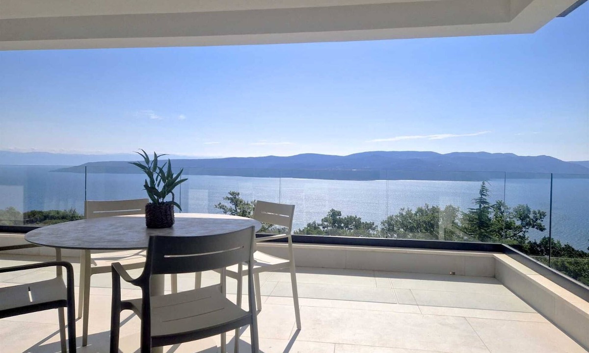 Zagorje Villa | Casa Meer an sea-view retreat with panoramic pool