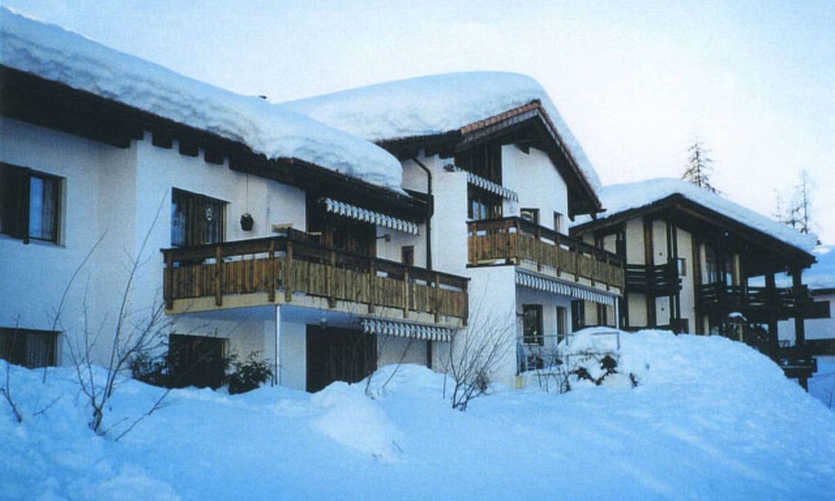 Laax Apartment | Casa Migiur by Interhome