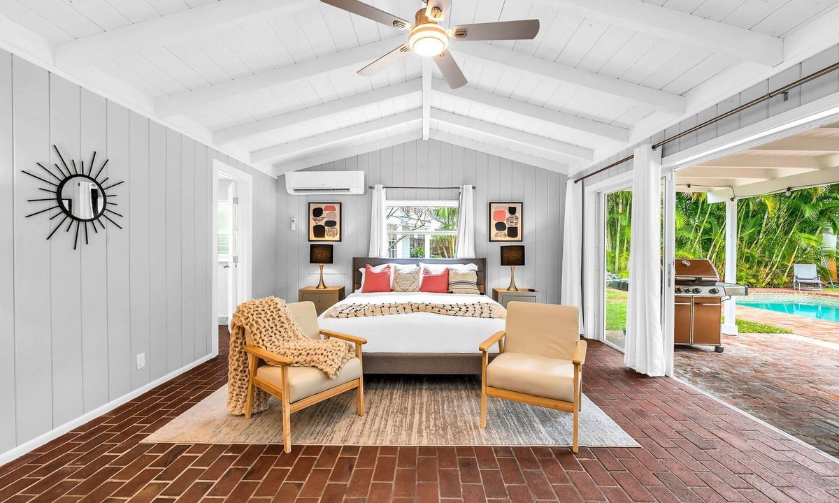 Southside House | Casa Miramar: Private Beach Path & Pool Paradise