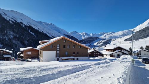 Sedrun Apartment | Casa Molina