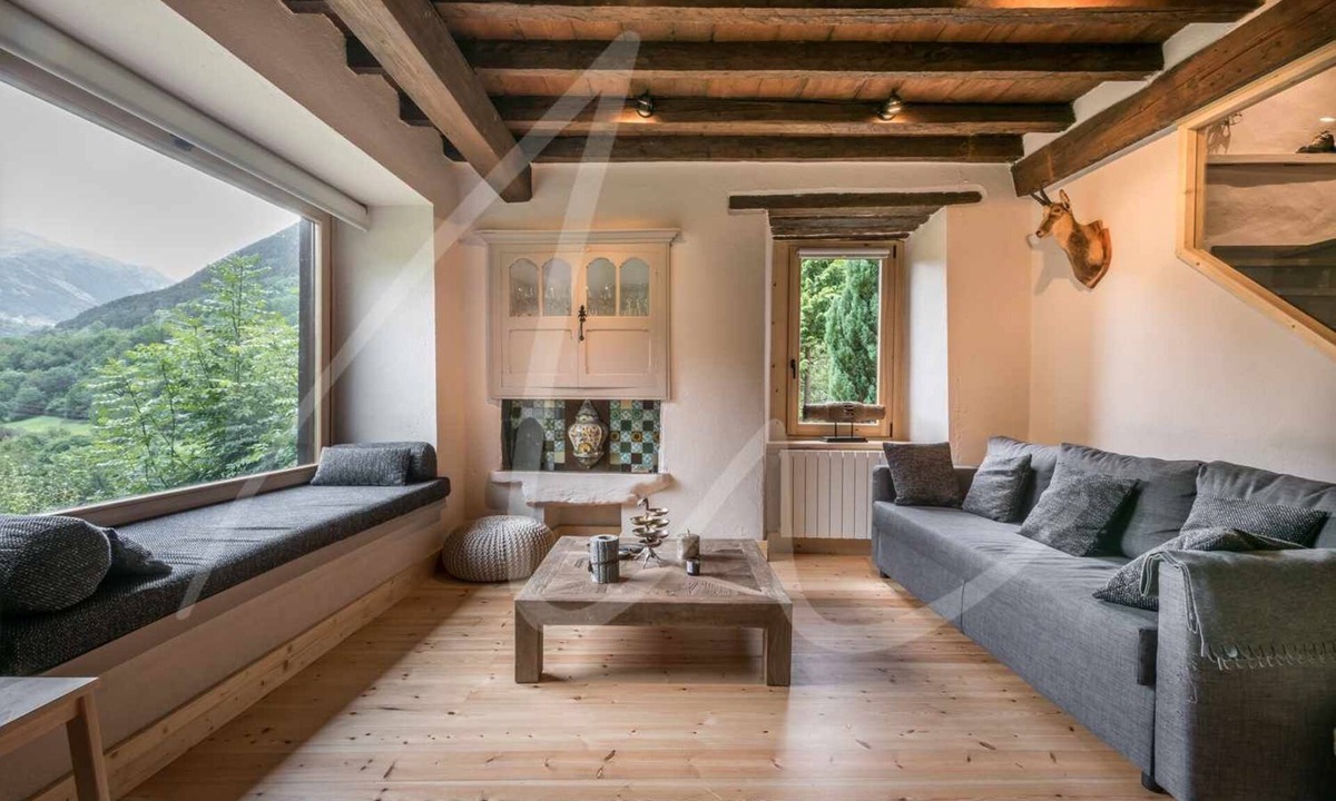 Gessa House | Casa Montlude by SeaMount Rentals