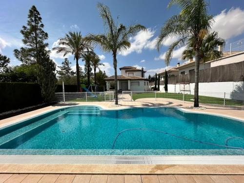 La Alcayna Villa | Casa Palmeras Golf Piscina y jardin privado BBQ