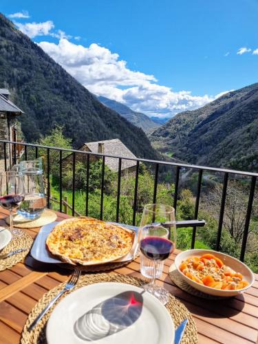 Barruera Ski Chalet | Casa Rústica y Chic con Chimenea y Vistas Panorámicas de La Vall de Boí