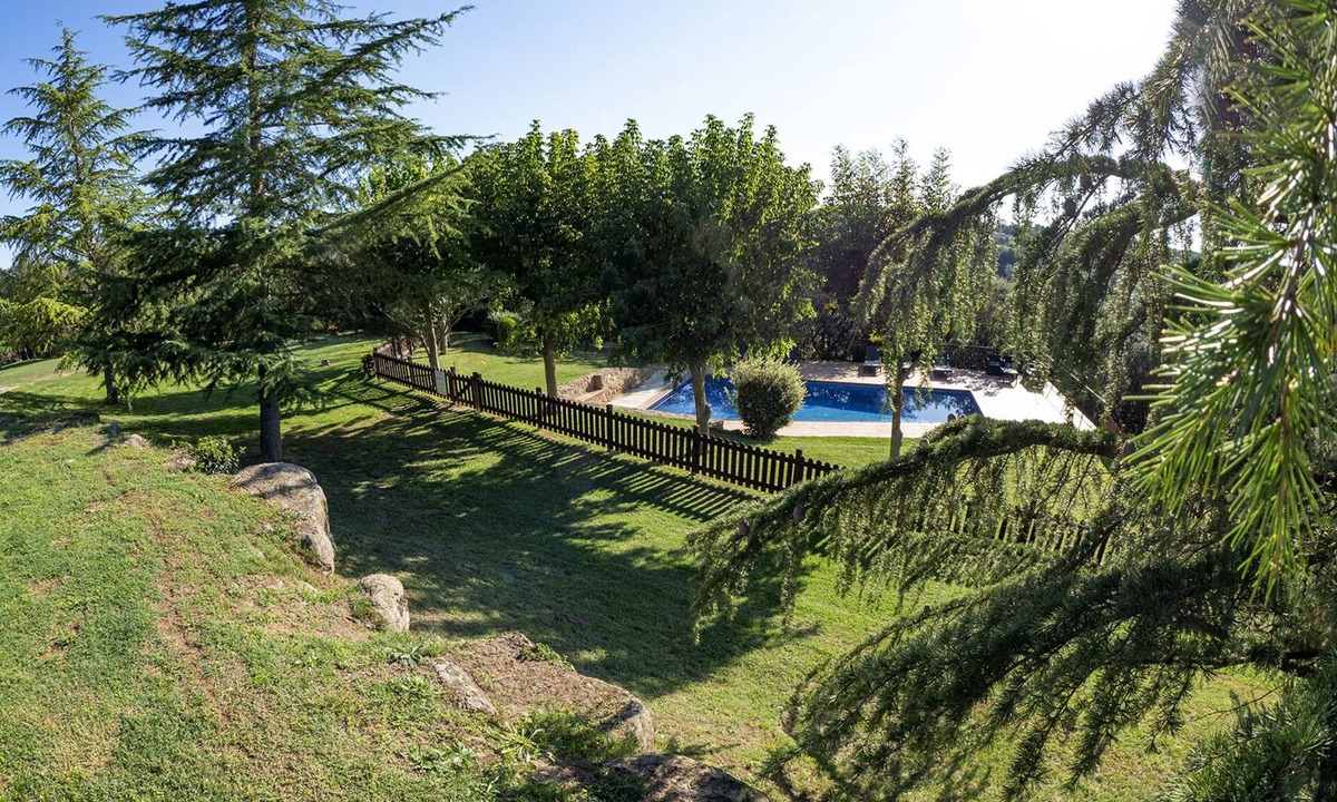 Gironella Villa | Casa Romira - Authentic villa w/mountain views, pool, BBQ & large garden