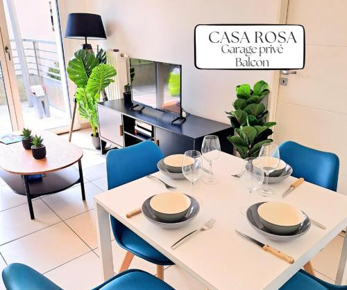 Tassin-la-Demi-Lune Apartment | Casa Rosa, au calme avec garage privé et balcon