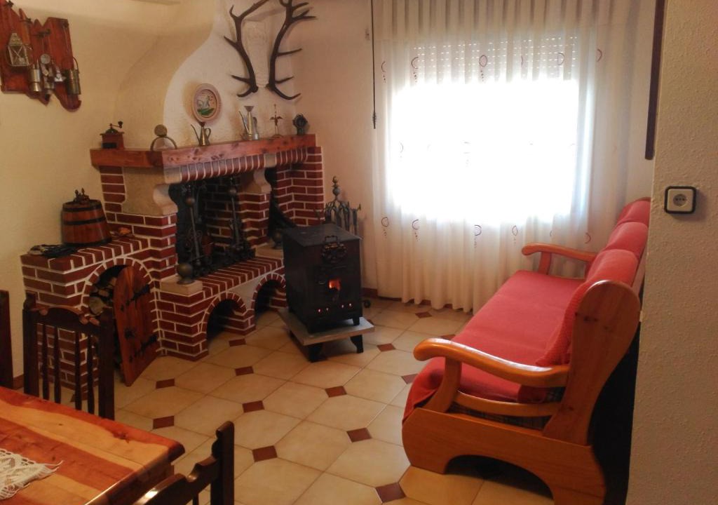 Bronchales Apartment | Casa Rosalia