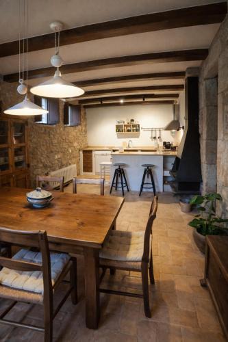 Vilada Ski Chalet | Casa rural amb BBQ, riu i muntanya - by CaLQuEROL - 12 pax
