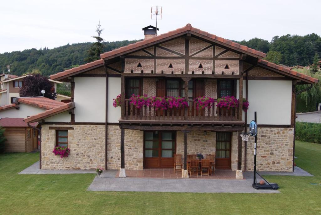Ametzaga Zuia House | Casa Rural Bakubitxi
