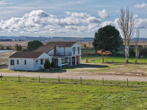 Carcastillo House | Casa Rural Bardenas Park