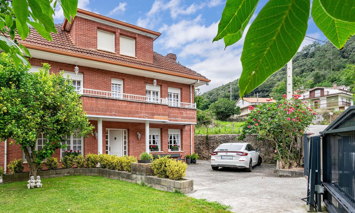 Mentera Barruelo House | Casa rural 'Casamentera' con vistas a la montaña, terraza privada y Wi-Fi