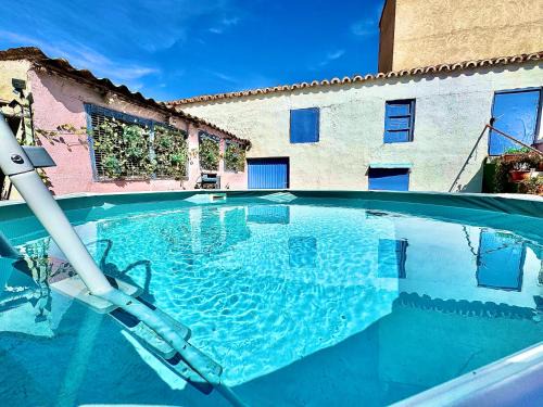 Belchite House | Casa Rural con Piscina Privada - junto a Belchite histórico - Al Sol De Las Ruinas