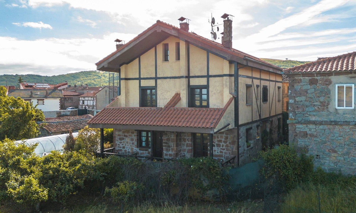 Urrez Other | Casa Rural De Cabrera: Mountain Views, Private Terrace & Wi-Fi