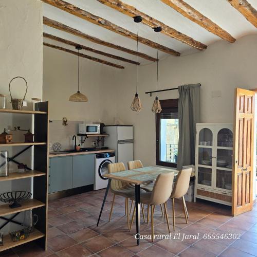 Orihuela del Tremedal Apartment | Casa Rural El Jaral