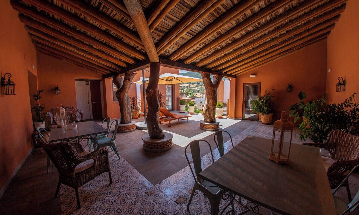 Siruela House | Casa Rural la Pajarona