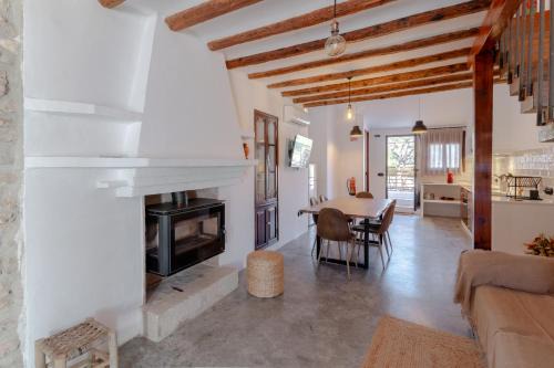 Les Useres House | Casa Rural Mas dels Fumeros