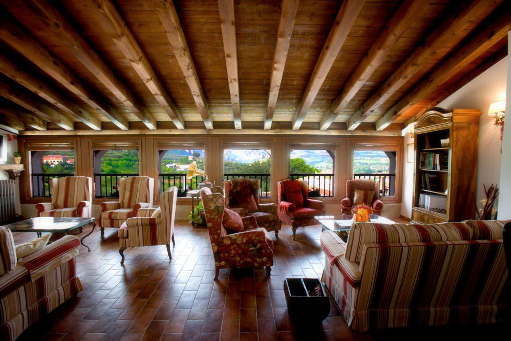 Nalda House | Casa Rural Torredano