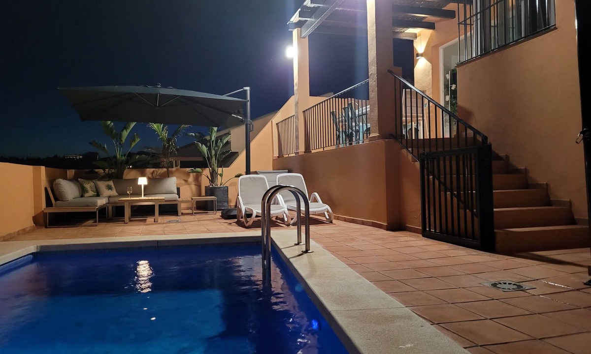 El Faro Villa | Casa Sarah - Villa with private pool - 500 metres from the beach.