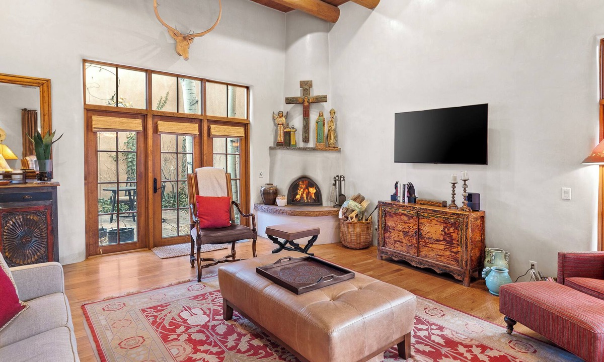 Historic Eastside House | Casa Segunda | Elegant Santa Fe Retreat