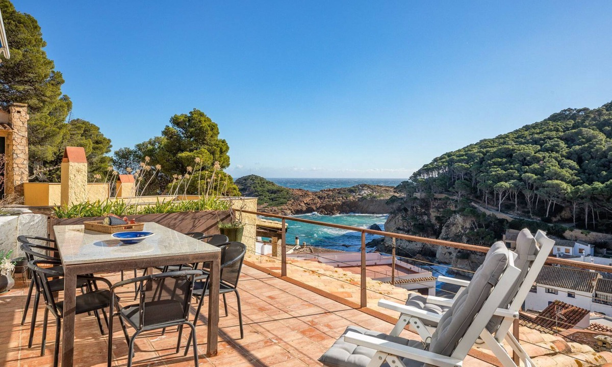 Sa Tuna Villa | Casa Ses Vaques - Four Bedroom Villa, Sleeps 7