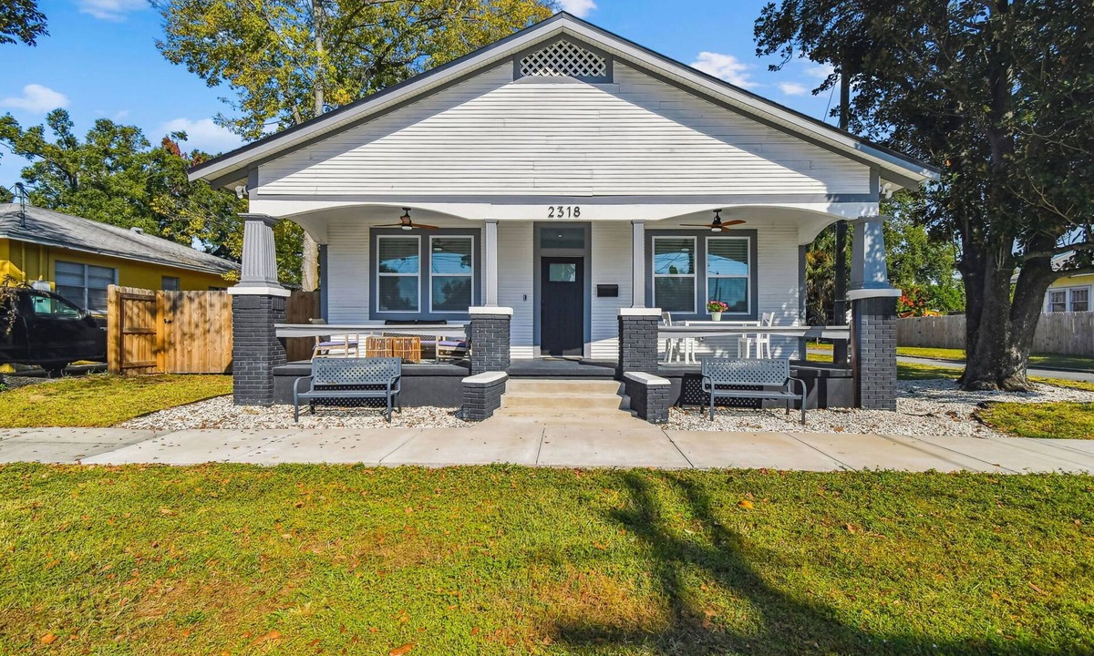 East Ybor House | Casa Sol – Ybor Gem ~ Cozy New 4BR, 3 Bath Retreat