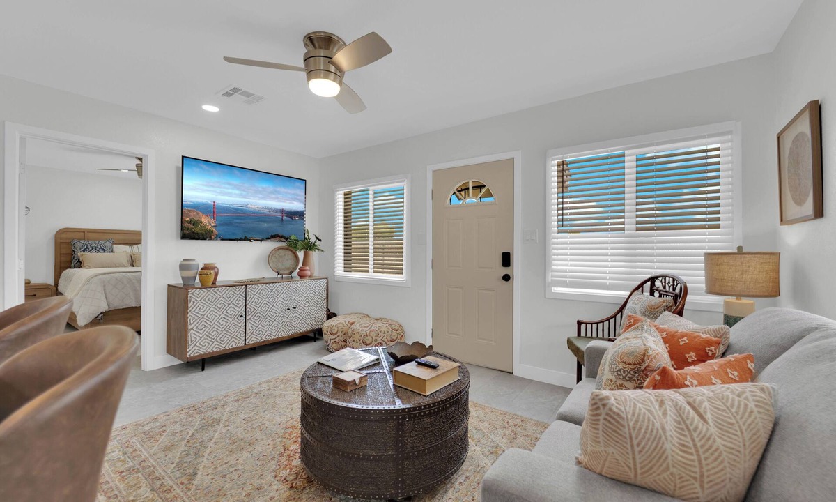 North Las Vegas Apartment | Casa Sombra