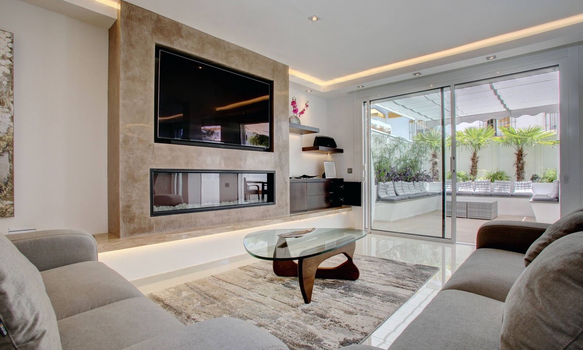 Golden Mile House | Casa Stefania - Marbellamar