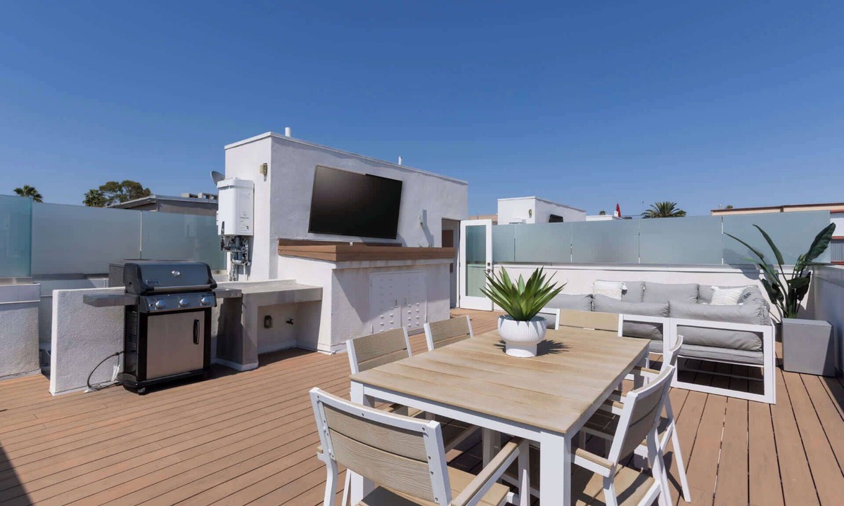 Hollywood Condo | Casa Sycamore by Oraklus