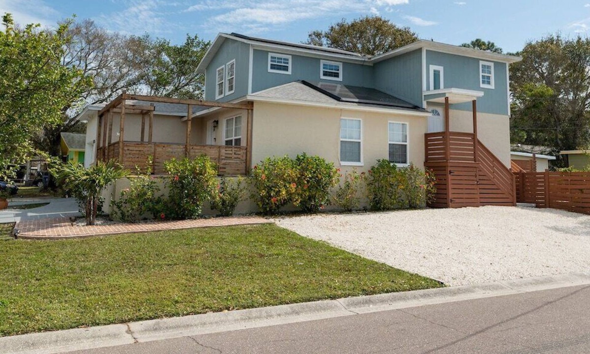 Bayview House | Casa Tranquila, whole 5 bed 3.5 bath house, sleep11