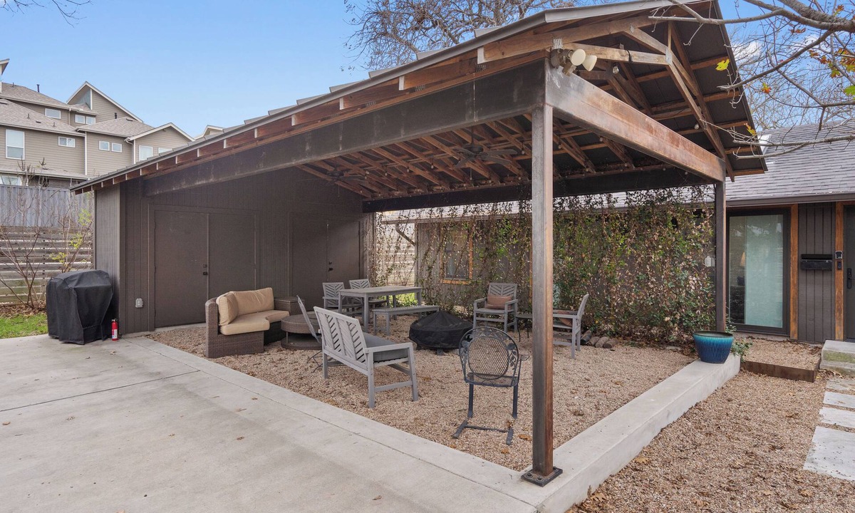 Crestview House | CasaATX: Where Austin living meets comfort and style