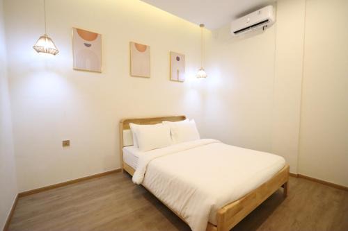 Lubuk Baja House | Casabella Homestay 103 Batam Penuin