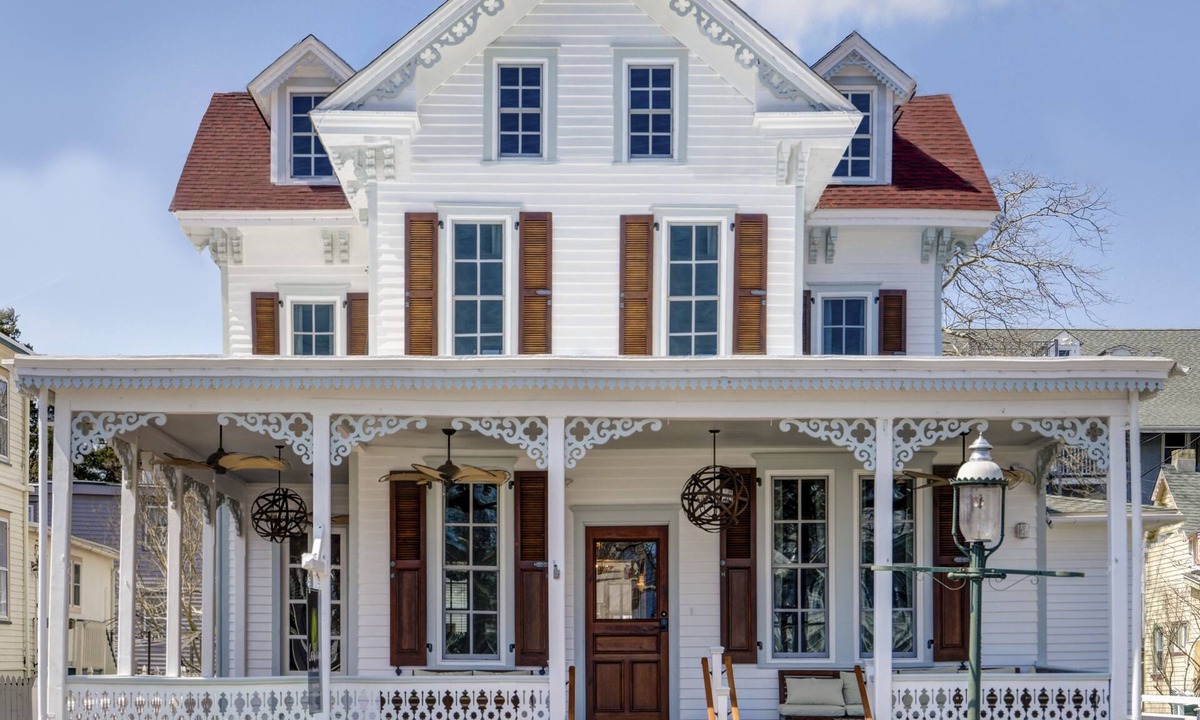 Cape May Bed & Breakfast | Casablanca