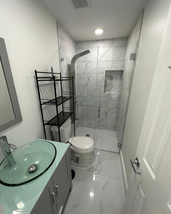 Little Haiti Hostel | CASABLANCA